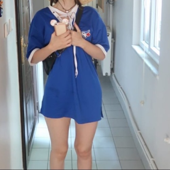 Blue Jays oversized shirt from VS Pink - Picture 4 of 6